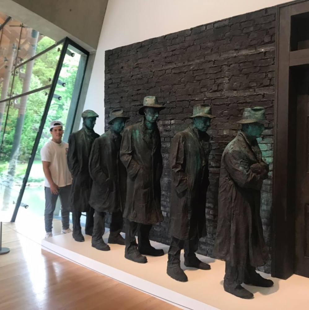 Meet your Posher, Jamie